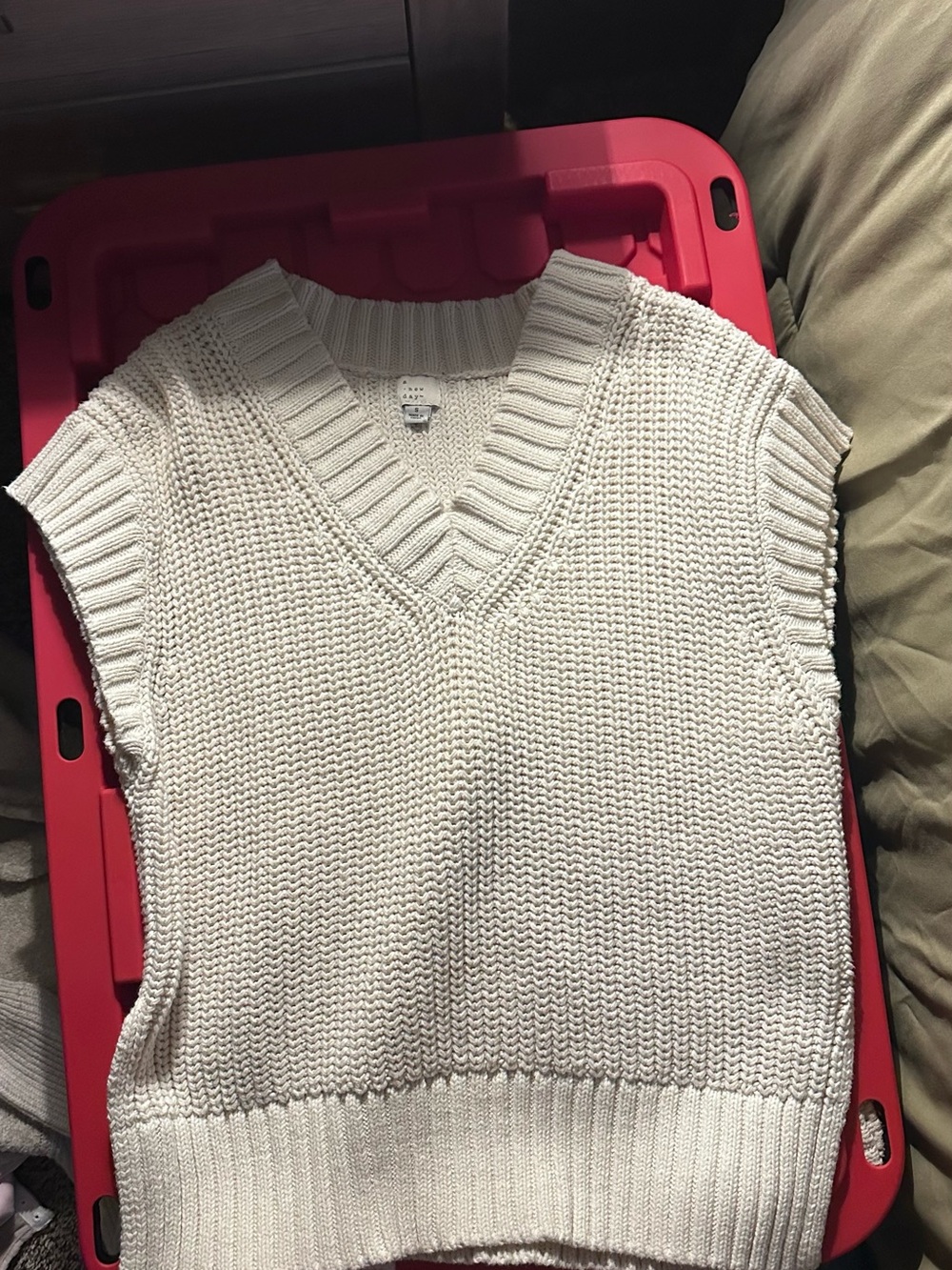 Women’s Cream Knit V-Neck Sweater Vest